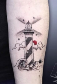 纹身灯塔图片 漂亮的9款灯塔主题纹身图片