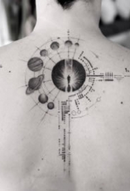 超有设计感的创意9款黑灰纹身作品