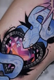 一组夸张的彩色纹身图案