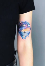 一组水彩好看的手臂纹身图案