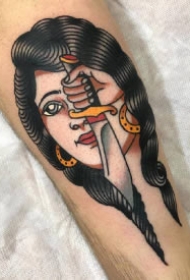 一组oldschool风格的欧美女郎纹身图案