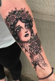一组欧美女郎纹身图案欣赏