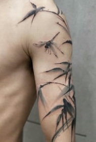 水墨中国风的几款水墨竹子纹身图案