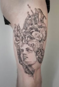 大腿大臂上一组西方铜版画纹身图案