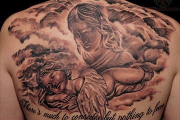 本次小编为大家精选整理了一组大面积小天使纹身图案效果图，从图片上我们可以看出这是一组非常精美，且考研纹身师功底的图案样式，下面我们一起来看看这组精美时尚的纹身吧。