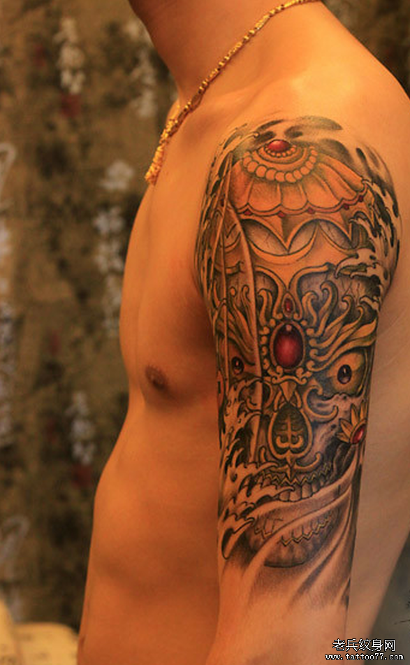 包手臂嘎巴拉纹身图案