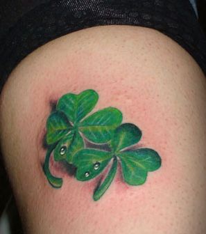 四叶草纹身图案:腿部彩色四叶草三叶草纹身图案