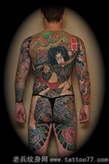 男人纹身图案欣赏:全胛武士纹身图片写真