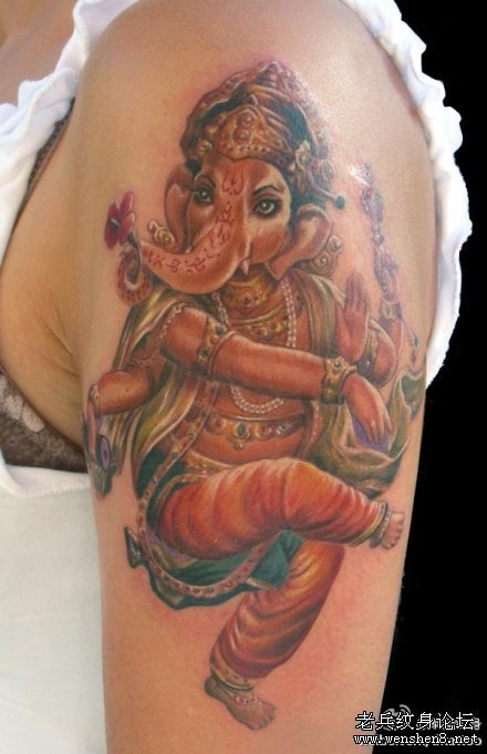 象神纹身图案:手臂彩色象神纹身图案