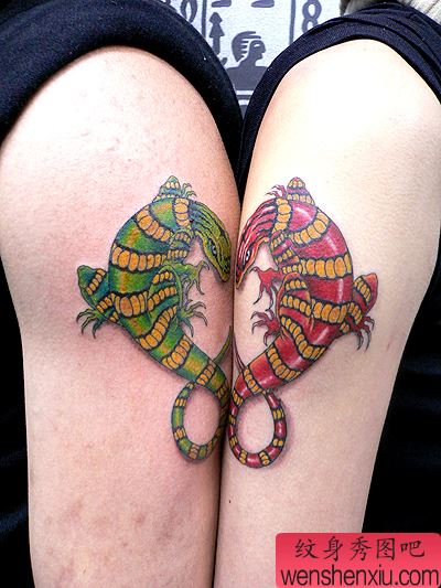 大臂蜥蜴情侣纹身图案
