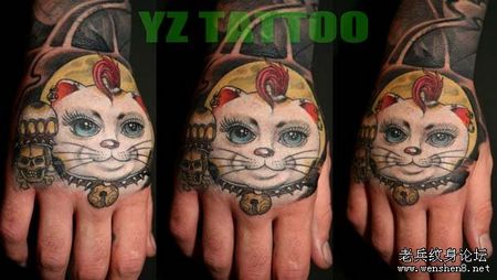 手部招财猫纹身