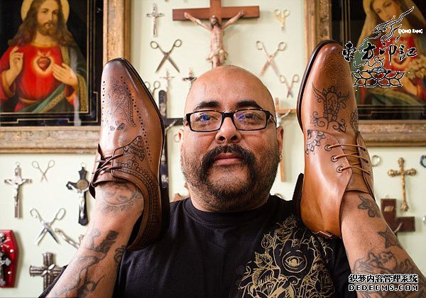 你有没有想过给鞋也做一个纹身呢？