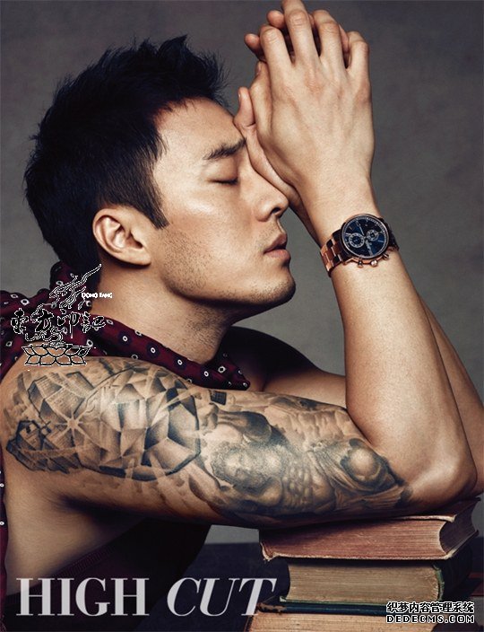 韩星苏志燮的半袖纹身是什么呢？