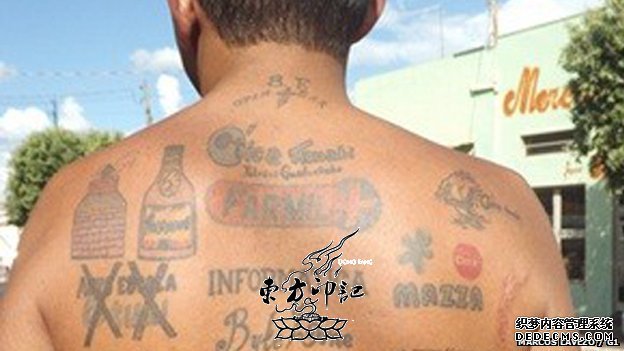 生财有道：巴西男子出售皮肤做纹身广告赚钱