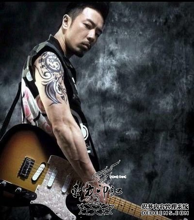 揭秘黄贯中纹身的背后