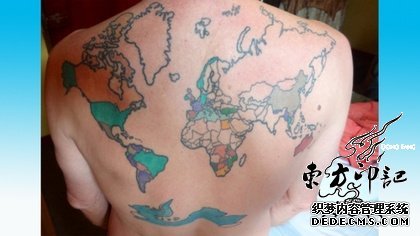 印度奇葩男：身纹220幅国旗纹身并改名吉尼斯