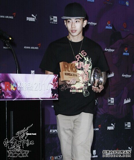 朴宰范担任街舞宣传大使  嘻哈装纹身抢镜