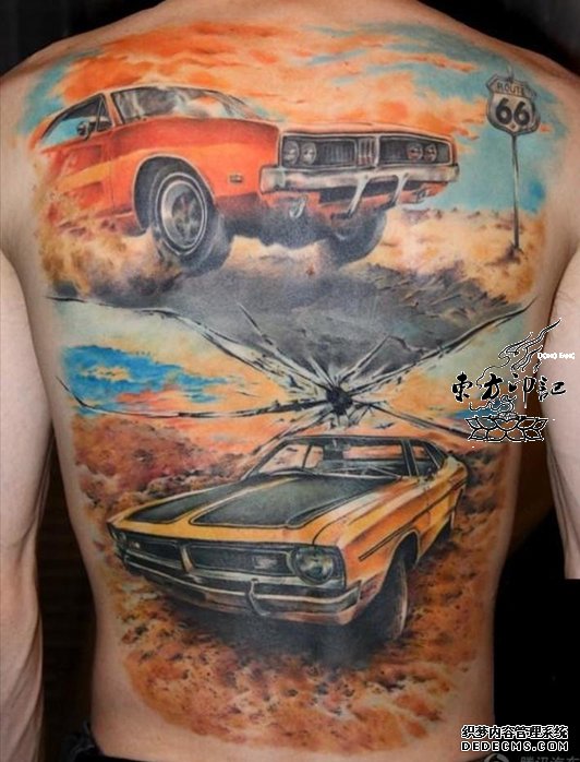 马路上玩漂移太OUT啦 大家都爱汽车纹身