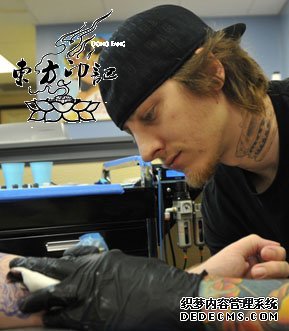 美国彩色写实纹身师Mike Deveries