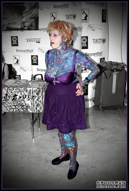 奶奶级纹身狂人——Isobel Varley