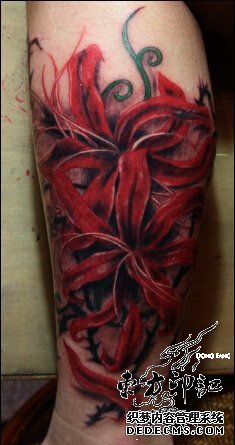 纹身动态：彼岸花纹身，忘川边荼蘼