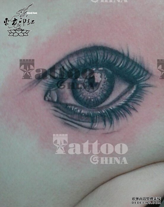 纹身八卦：眼睛纹身，是睿智还是看破？
