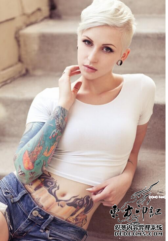 纹身店解说纹身位置暴露个人性格，你信吗