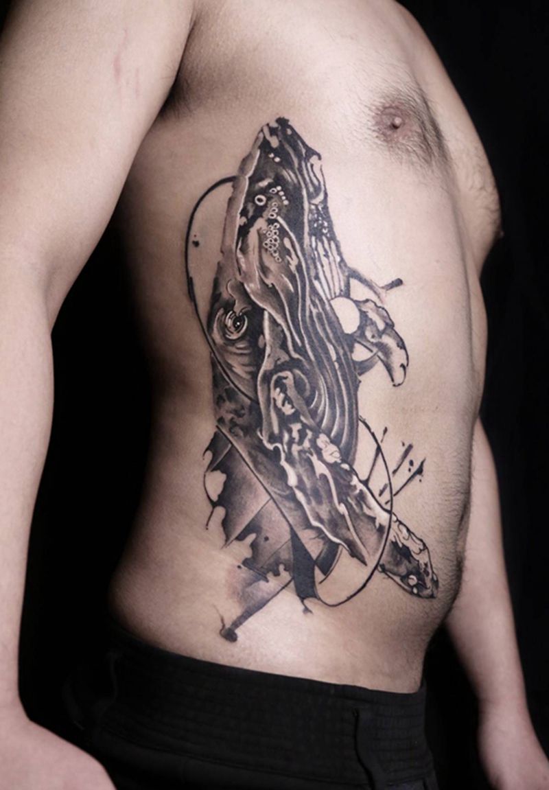 鲸鱼纹身图片_腹部腰部欧美写实水墨动物泼墨原创纹身图案