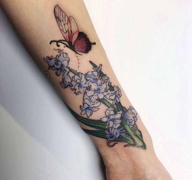 勿忘我 蝴蝶纹身图片_手臂New School水彩花小清新蝴蝶纹身图案