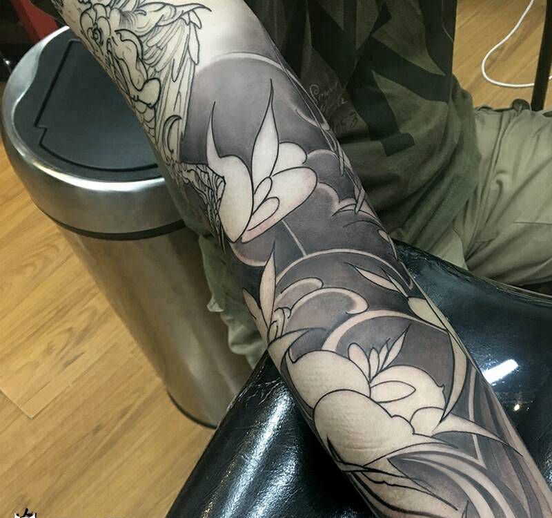鹤见原创~花臂进度~纹身图片_手臂传统清新植物原创成品纹身图案