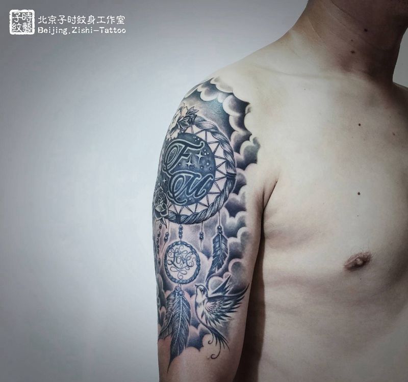 捕梦网纹身图片_肩部纹身图案