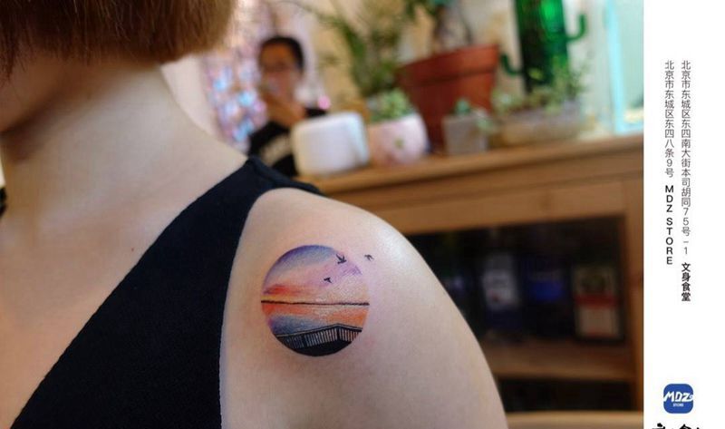 无标题纹身图片_肩部水彩纹身图案