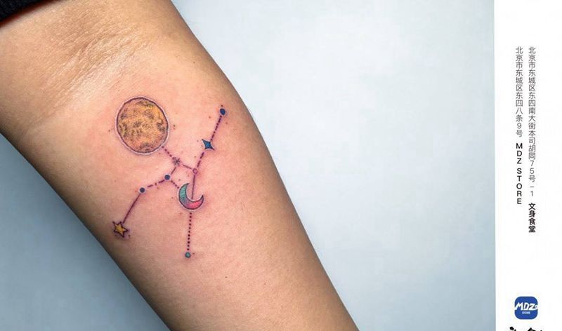 星座纹身图片_手臂水彩纹身图案