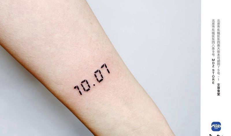 10:07纹身图片_手臂数字纹身图案