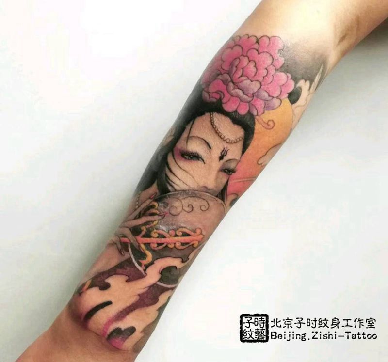 艺伎纹身图片_手臂新传统纹身图案