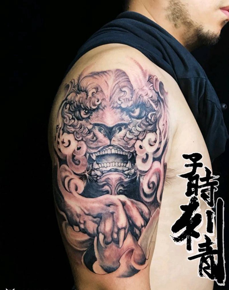 唐狮纹身图片_手臂欧美写实唐狮纹身图案