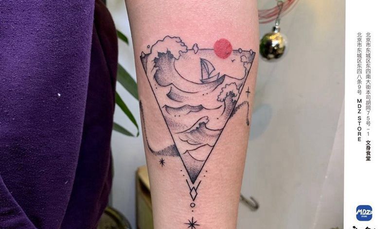 无标题纹身图片_手臂新传统纹身图案