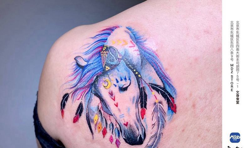 无标题纹身图片_肩部水彩纹身图案