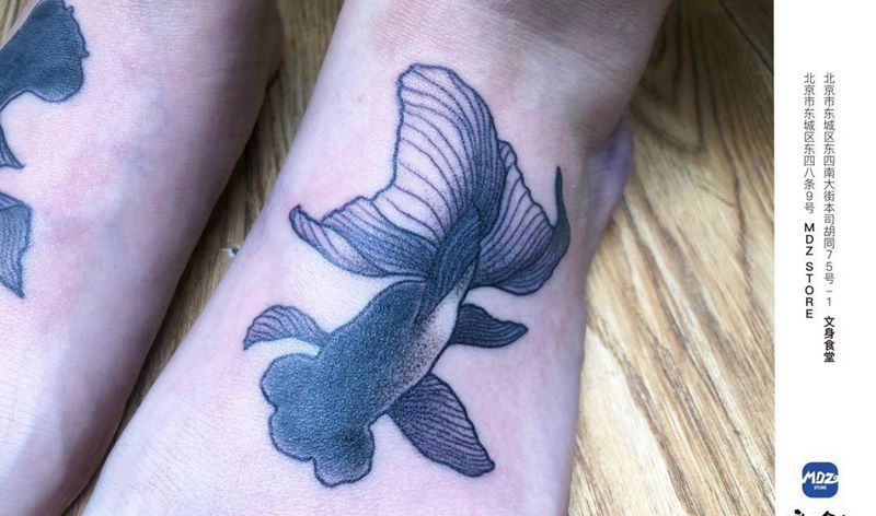 无标题纹身图片_脚部水墨纹身图案