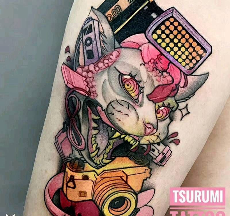 鹤见原创【猫&相机】纹身图片_腿部清新动物鬼神原创成品纹身图案