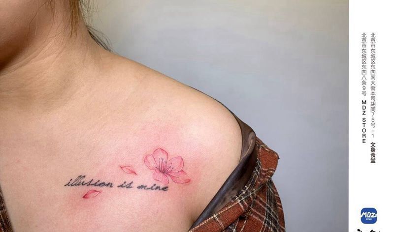 无标题纹身图片_胸部水彩纹身图案