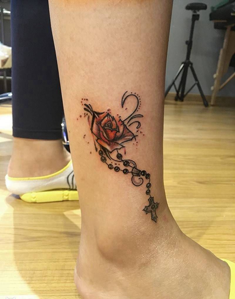 原创玫瑰脚踝小图纹身图片_