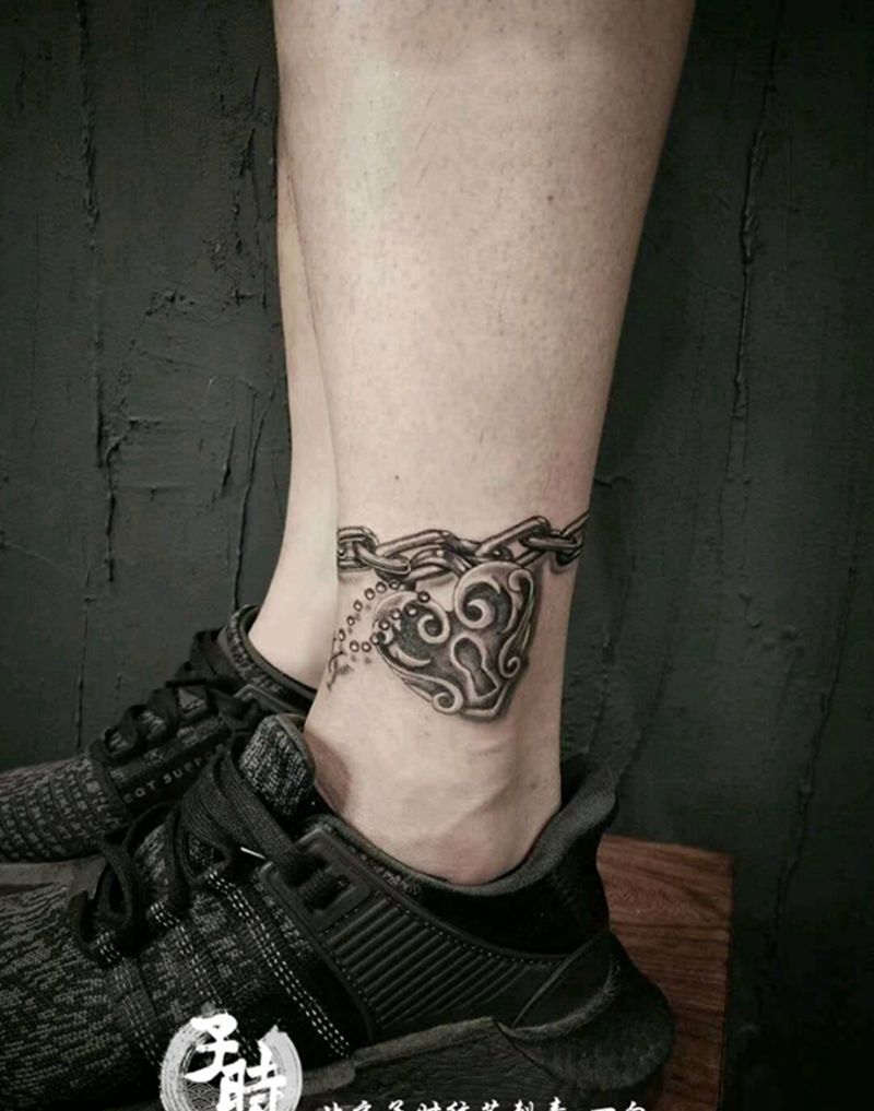 情侣锁纹身图片_腿部欧美原创成品纹身图案