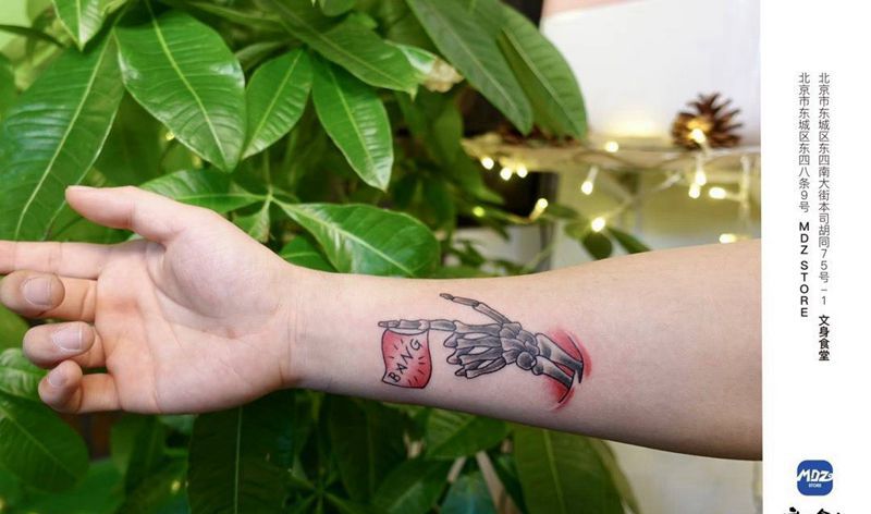 无标题纹身图片_手臂Old School纹身图案