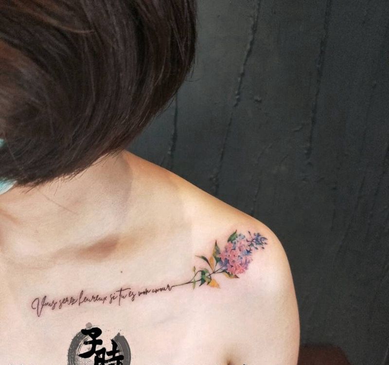 风信子纹身图片_胸部欧美植物原创成品纹身图案