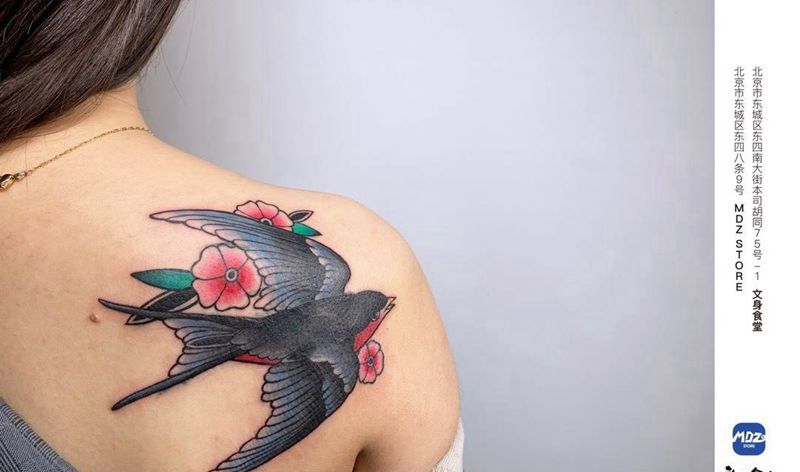 遮盖纹身图片_胸部Old School纹身图案