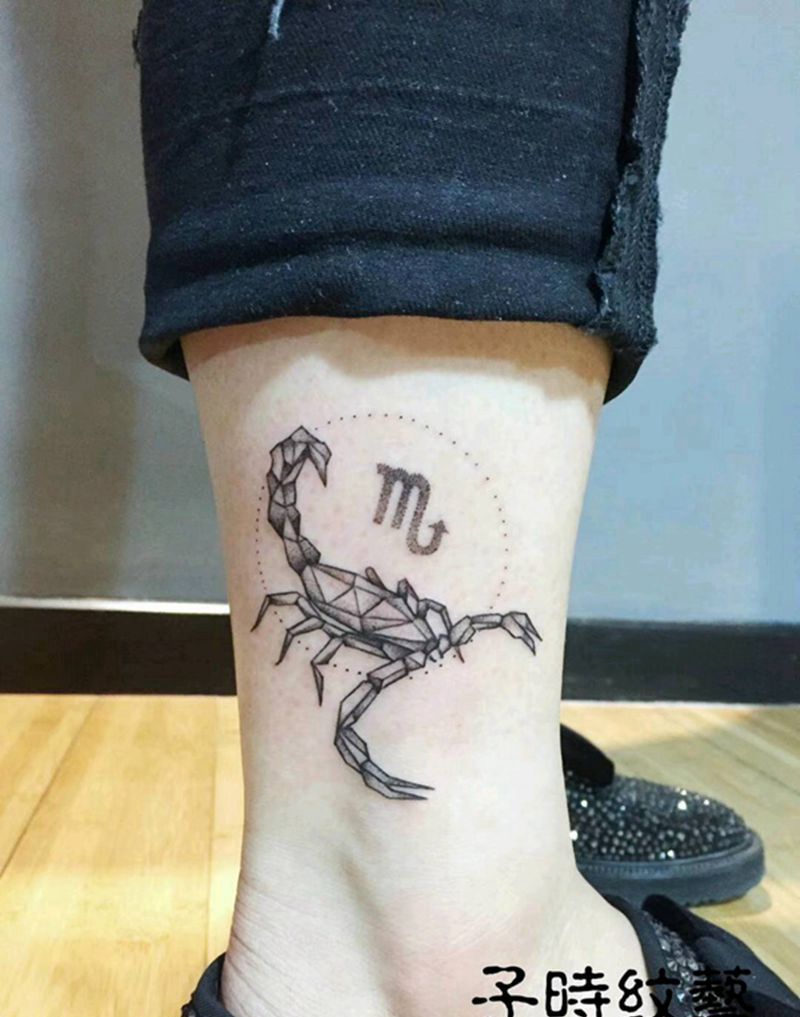 星座纹身图片_腿部点刺纹身图案