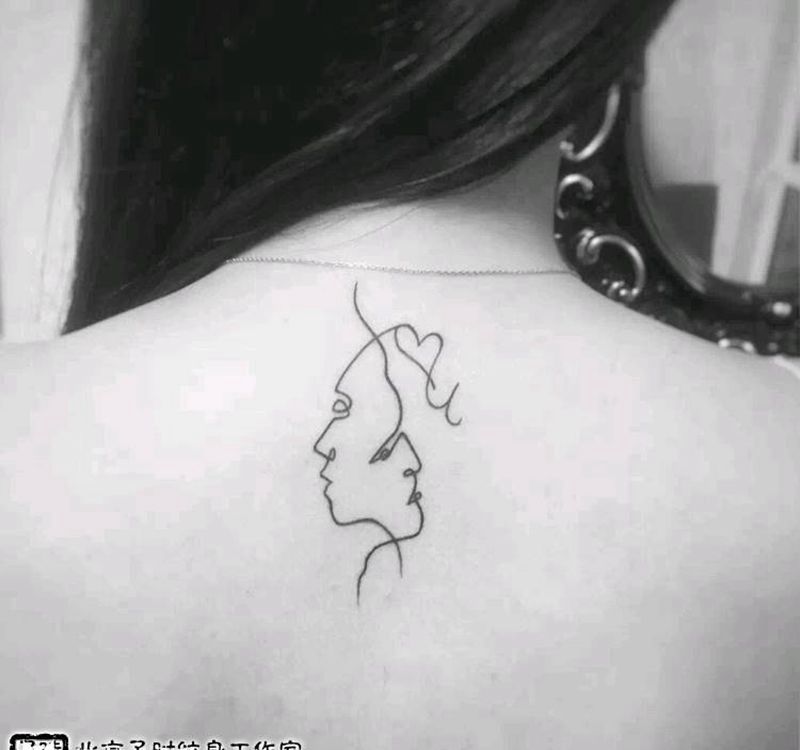 极简纹身图片_颈部几何纹身图案