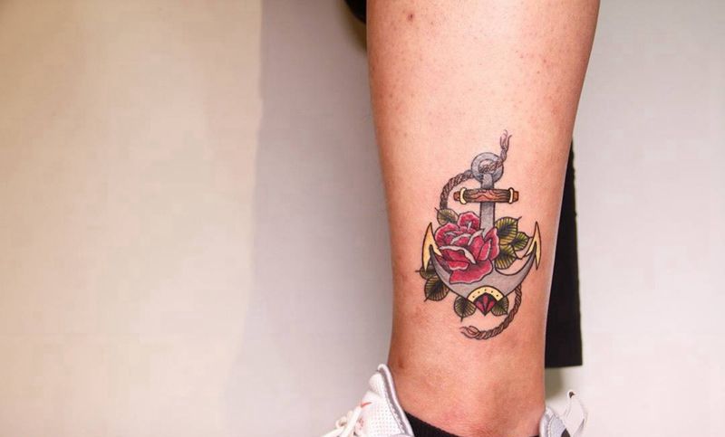 锚纹身图片_腿部Old School纹身图案