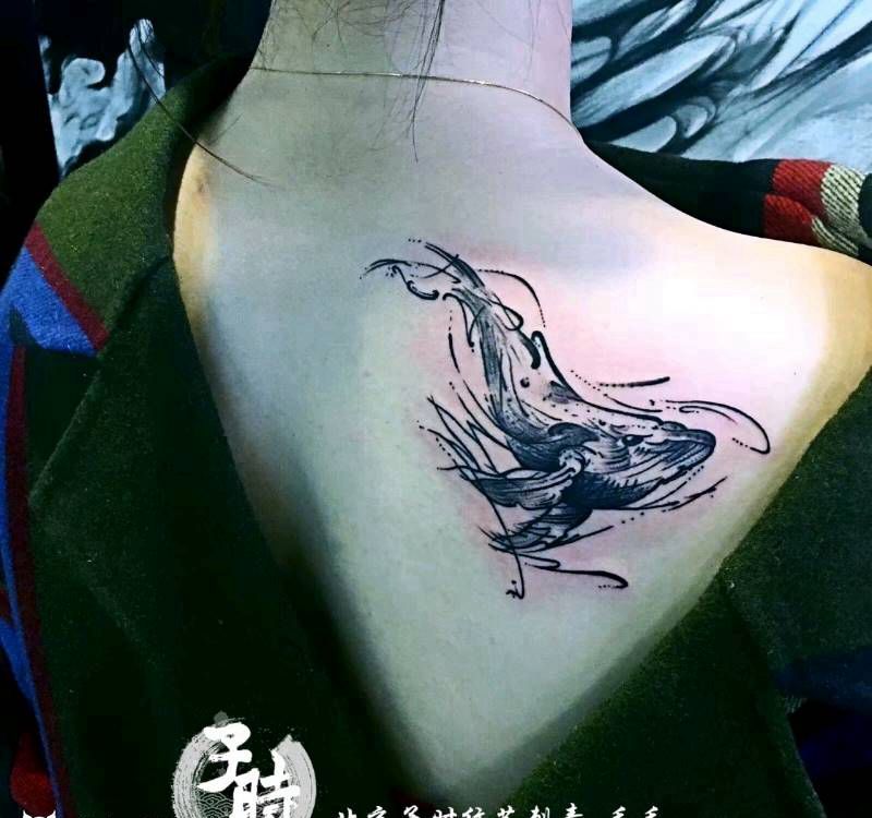 鲲纹身图片_肩部欧美动物原创成品纹身图案